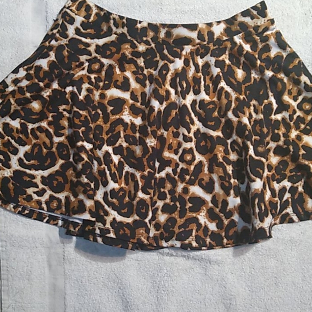 Cheetah print mini skirt